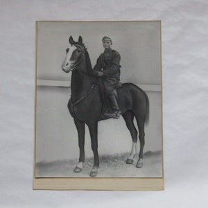greek photography, black and white photo of  a Greek soldier, Greek soldier photo, Greek soldier photography, mounted soldier photo