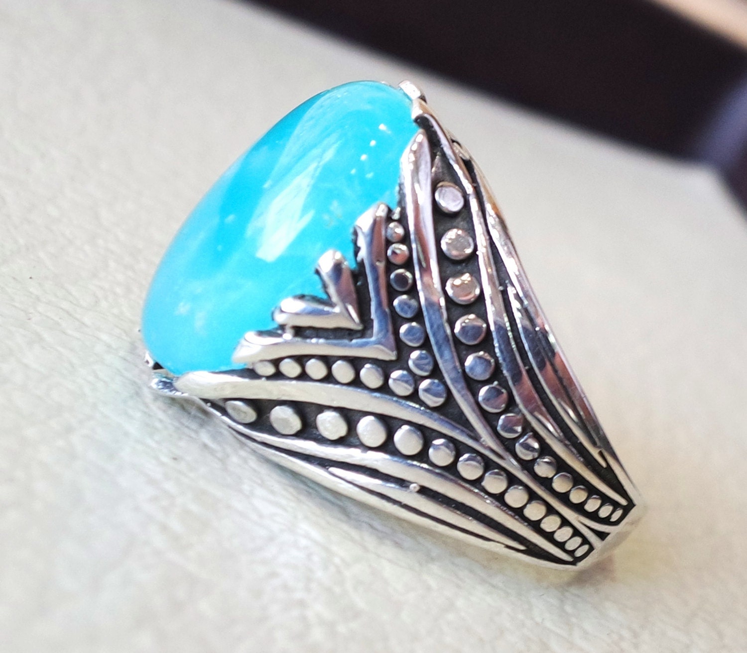 Shafiqua Silver Sky Blue Gemstone Studded Ring for Men and Women :  Amazon.in: Fashion