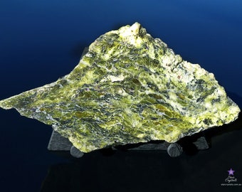 ATLANTISITE - CRYSTAL SLAB - Crystal With Stand - Stichtite in Serpentine - Crystal Slab Slice - Tasmania - Crystals from Australia