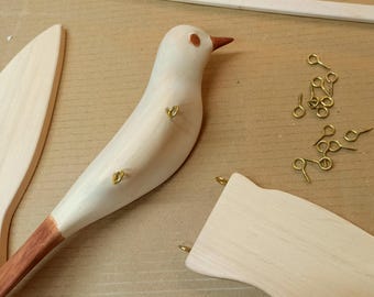 木製 鳥型モビール 木製ツグミ鳥モビール 翼幅60cm | アルダー材吊り下げ式鳥飾り