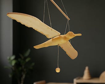 モンテッソーリ木製カモメモビール – 子供部屋や保育園にぴったりの