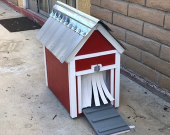 Custom built Tortoise house set up for heat 12"x20" (Built to orders)