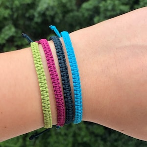 Adjustable Macrame Friendship Bracelet Unisex Woven Surfer String Bracelets Summer Stackable Boho Wristband for Men Women Best Friend Gift