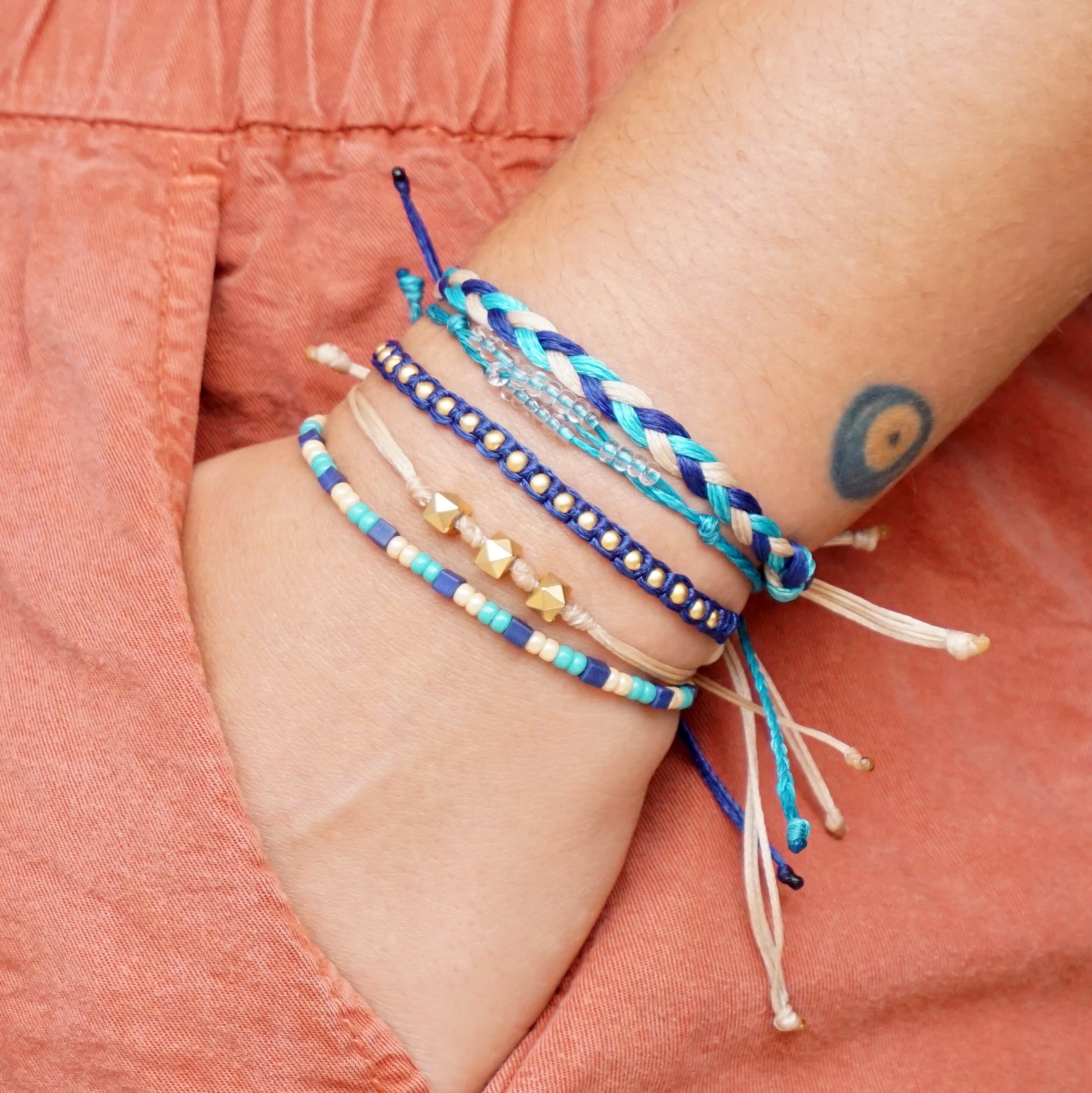 Finrezio 4PCS Ankle Bracelet for Women Starfish Blue Bohemian Vsco Boho Braided Bracelets Set for Teen Girls 