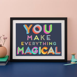Du machst alles magisch Kunstdruck|Typografie|Zirkus Buchstaben|Geschenk|Bunte Wandkunst