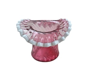 Vintage Fenton Top Hat Art Glass Cranberry Snow Crest Swirl Vase Ruffled Trim