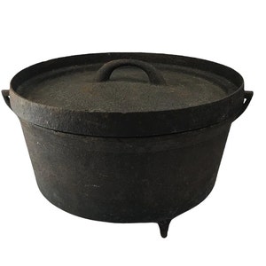 Vintage Cast Iron 12 Inch Cauldron 3 Legged Pot With Lid