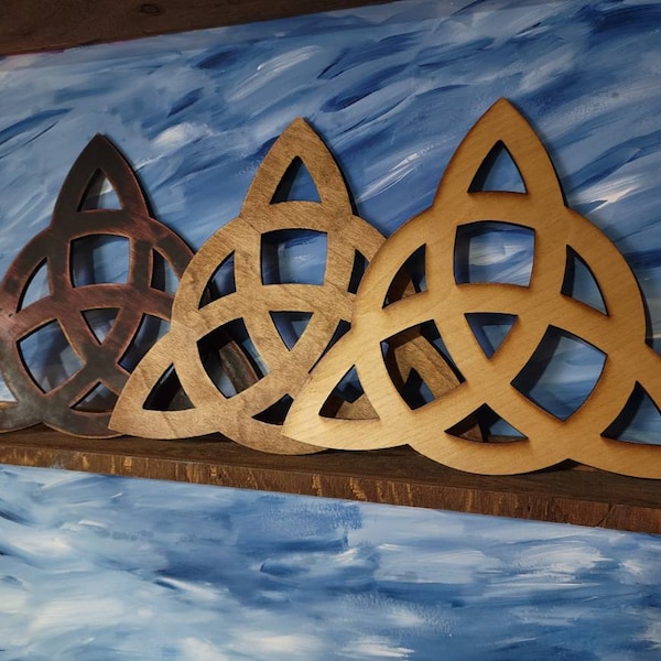 Triquetra, Trinity Knot, wall Hanging, Art, Alter Piece, Triple Goddess
