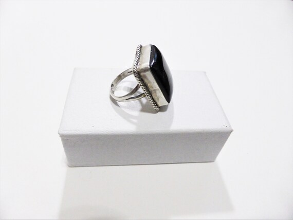 Sterling Silver and Onyx Ring - image 3