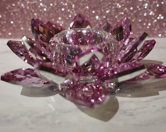 Lotus Crystal Pink Glass Dappen Dish on Platform