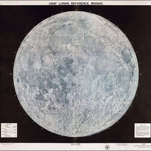 Affiche, de nombreuses tailles disponibles; Usaf Lunar Reference Mosaic 1966 Carte lunaire