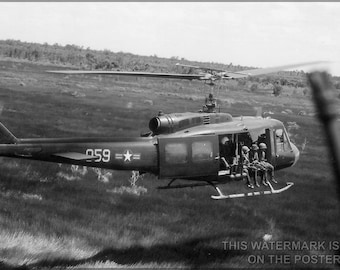 Poster, Many Sizes Available; Huey Bell Uh-1 Iroquois Over Vietnam - Main Image