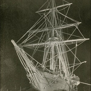 Cartel, muchos tamaños disponibles; Barco de vela Endurance atrapado y aplastado por el hielo en la Antártida, 1915 Antártida