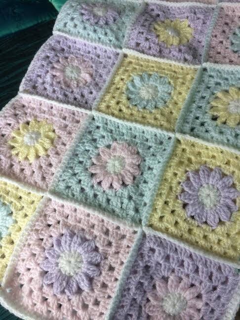 Daisy Pretty Sparkley Pastel Daisy Crochet Blanket - Etsy