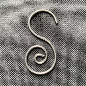14 Gauge Stainless Steel Hooks - 1 Dozen