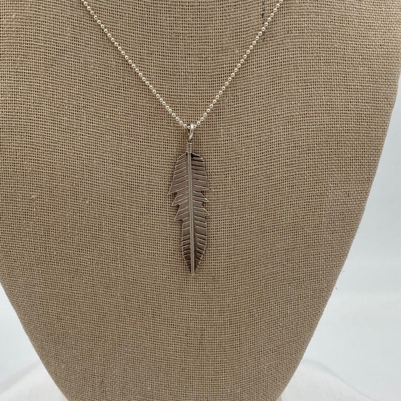 Vintage sterling silver feather pendant on a ster… - image 6