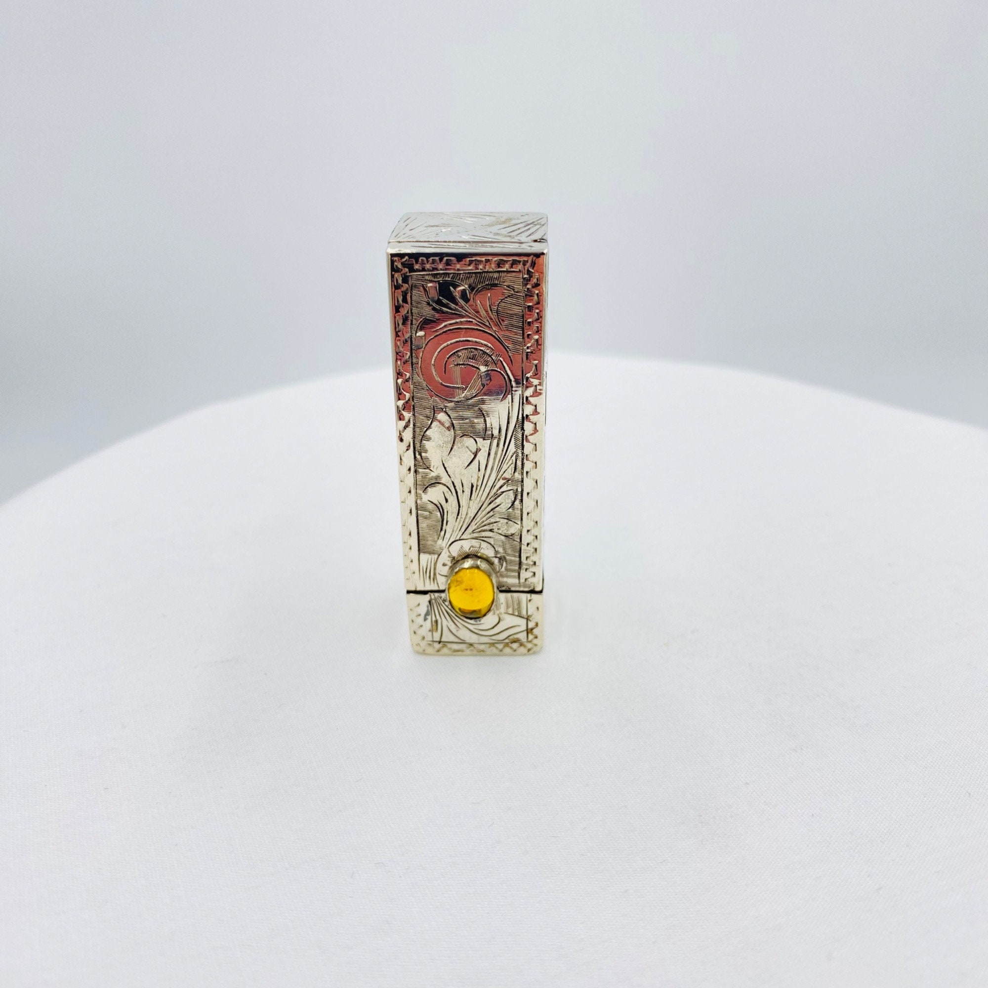 Italian Antique Sterling Silver Lipstick Cased Duo C1910 For Sale at  1stDibs  vintage lipstick holder, antique lipstick case, antique silver lipstick  holder