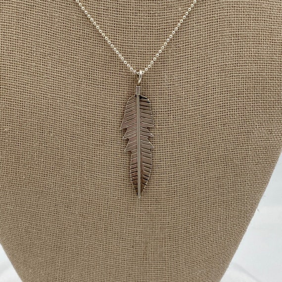 Vintage sterling silver feather pendant on a ster… - image 7