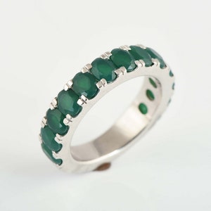 925 Sterling Silver Green Onyx Ring, Natural Green Onyx Gemstone Half-eternity Band ring , 4x3mm Oval Cut Green Onyx Gemstone ring All sizes