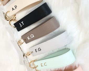 Personalised Wristlet Keyring - Monogram key ring -  Personalised gift - Car keychain - Faux leather - Initial keyring - Gift idea for her