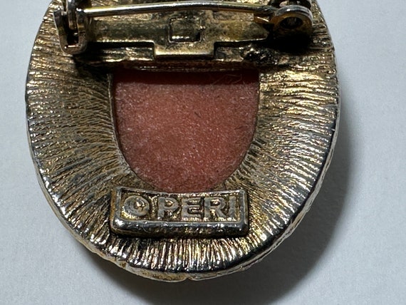 Peri Cameo Pendant / Brooch - image 9