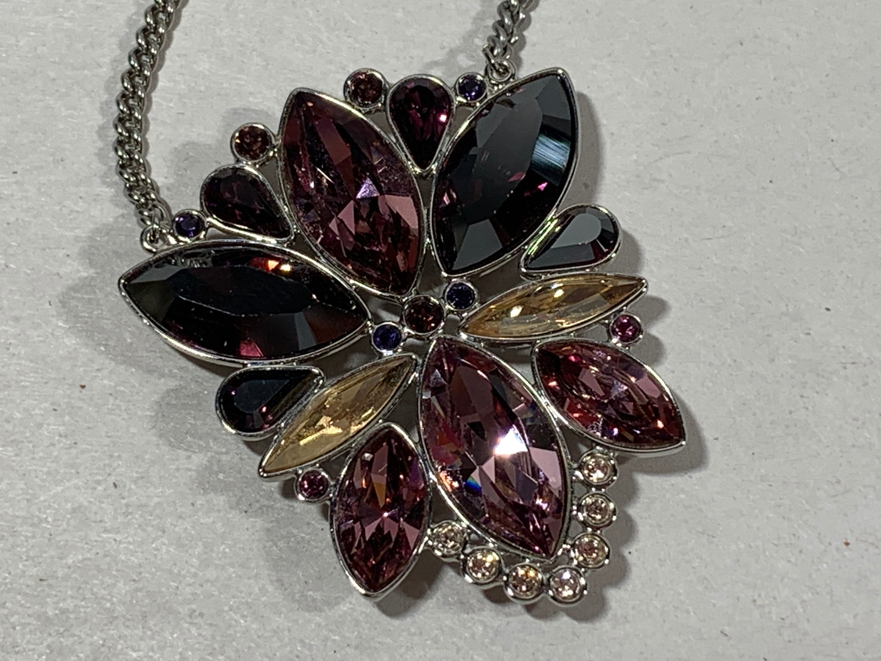 Touchstone Crystal Festive Flowers Necklace Swarovski 16-18” Retired Rare  Find | eBay