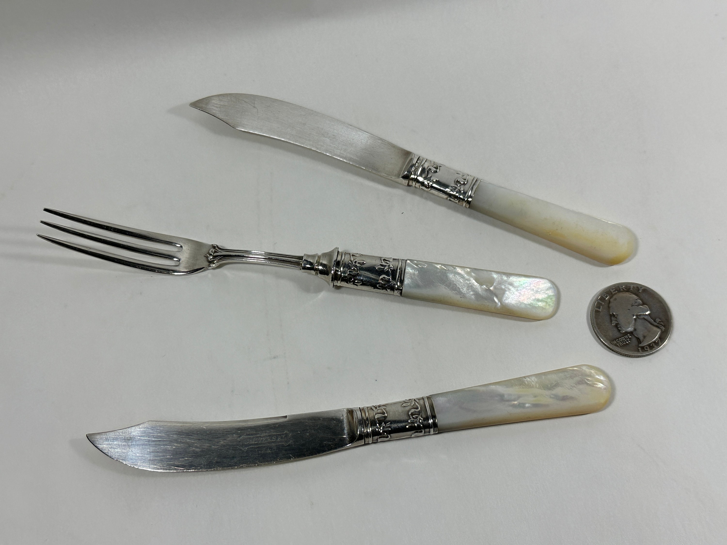 Universal L F & C Mother of Pearl and Sterling Knives and Fork Set