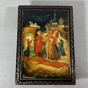 Russian Lacquer Box &#39;The Magic Squirrel&#39; Pushkin Fairy Tale Verse