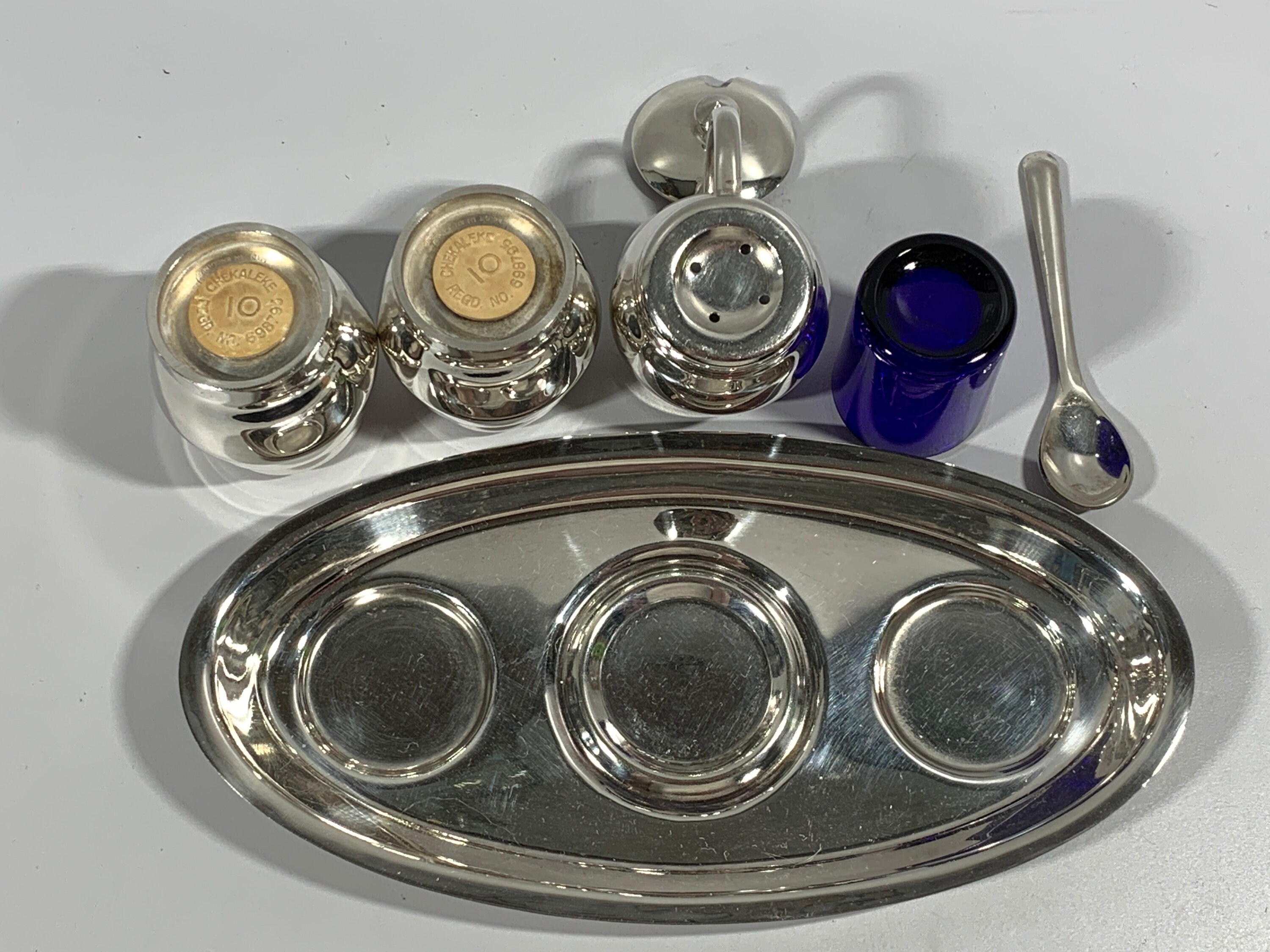 Yeoman Plate England Mini Salt Pepper Condiment Set Breakfast Etsy