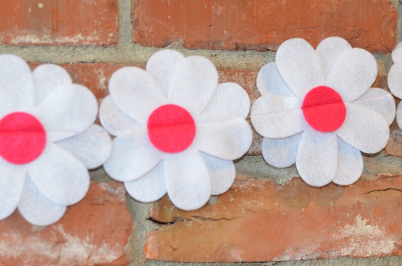 Daisy garland garland daisies White flower garland felt Etsy
