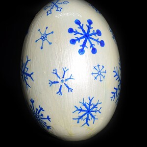 Wooden egg snowflakes image 2
