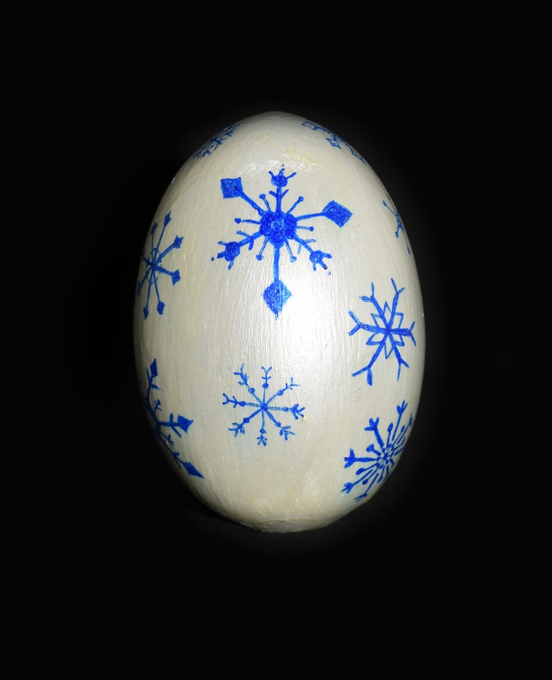 Wooden egg snowflakes image 3