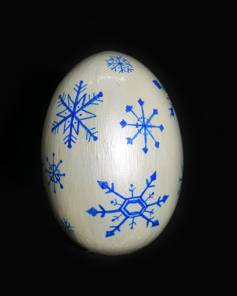 Wooden egg snowflakes image 4