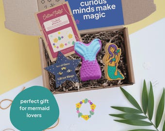 Meerjungfrau Geschenkbox | Blumen Armband Kit, Badekomet & Holzfigur