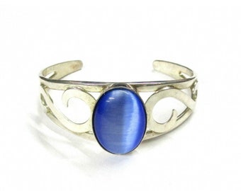 Bohemian Style Artisan Blue Cat Eye Silver Cuff Bracelet 2"Thick