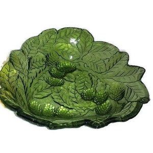 Vintage Mid Century Coolness! Vintage Olive Green Carnival Indiana Glass Logan Berry Leaves Candy Dish  Bowl