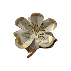 Vintage White and Gold  Enamel Flower Brooch, 3&quot; Diameter