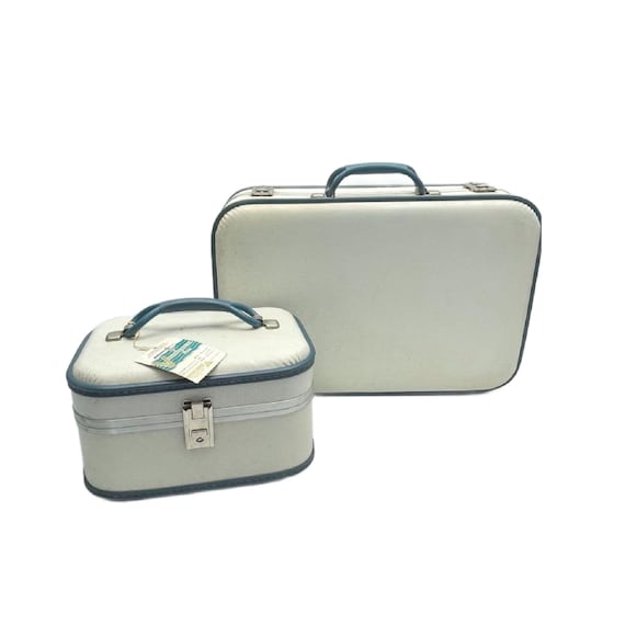 Vintage White and Blue Hard Side Luggage Set, 2 P… - image 1
