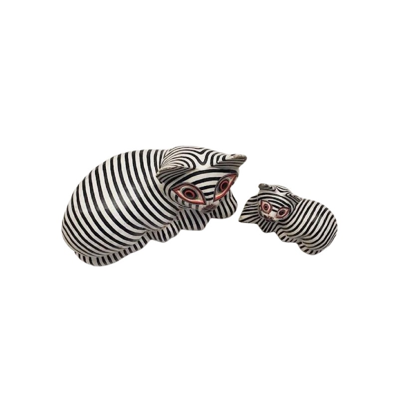 Vintage Wood Carved Striped Cats, Set of 2, Free Shipping image 5