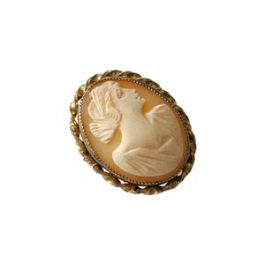 Vintage Framed Shell Carved Cameo Brooch 1940s, Free Shipping image 3