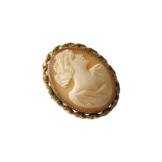 Vintage Framed Shell Carved Cameo Brooch 1940s, F… - image 3