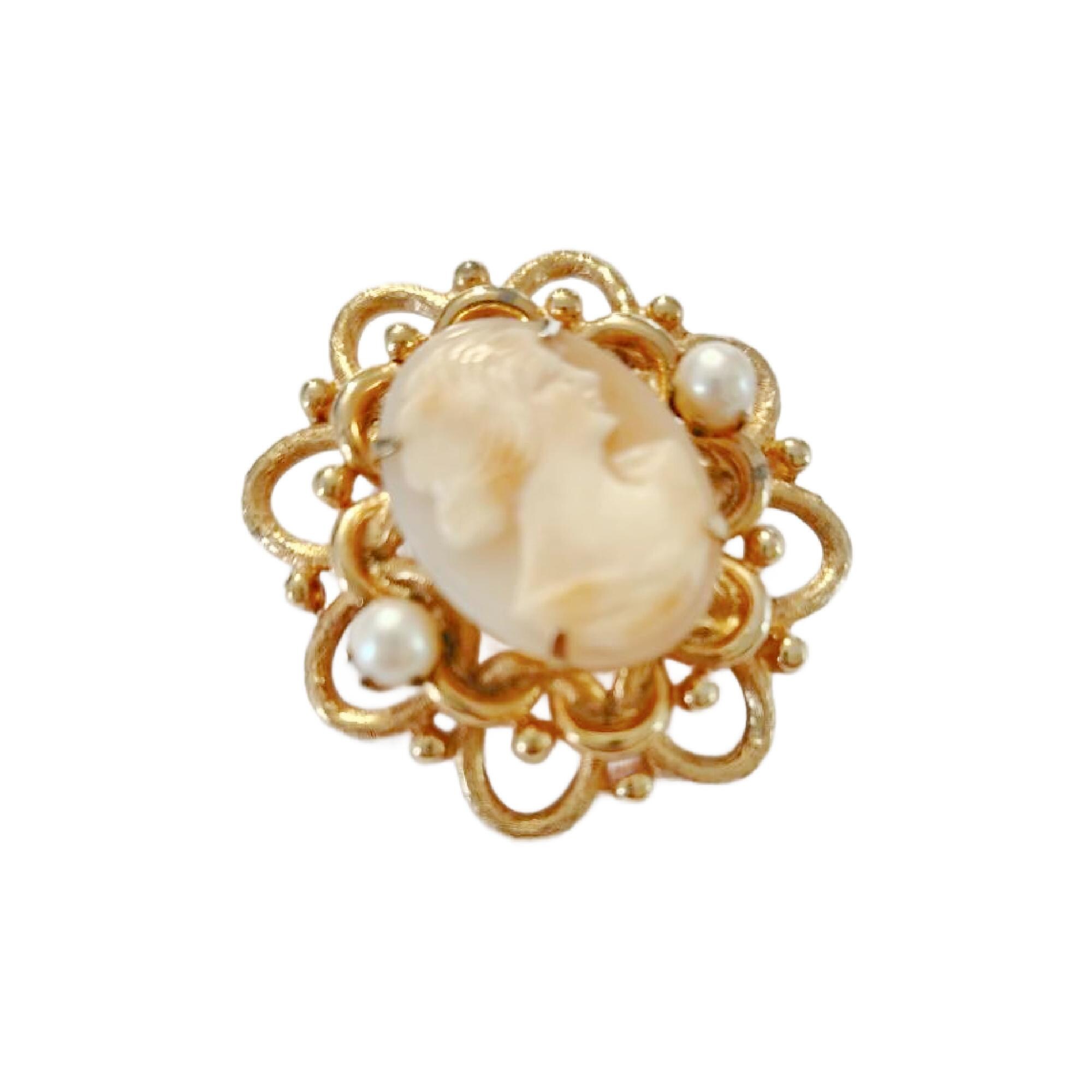 Broche Vintage Camée Années 1950 - Profil De Femme Sculpté Sur Coquille - Laiton - Occasion