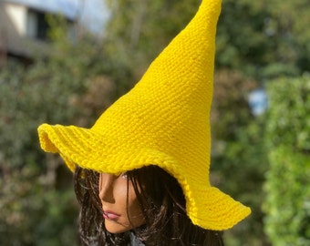 Yellow Witch hat, Classic Halloween hat, Fancy Witch Hat, Yellow Wizard Hat, Yellow Fantasy Hat, Halloween hat, Halloween Costume, Cosplay