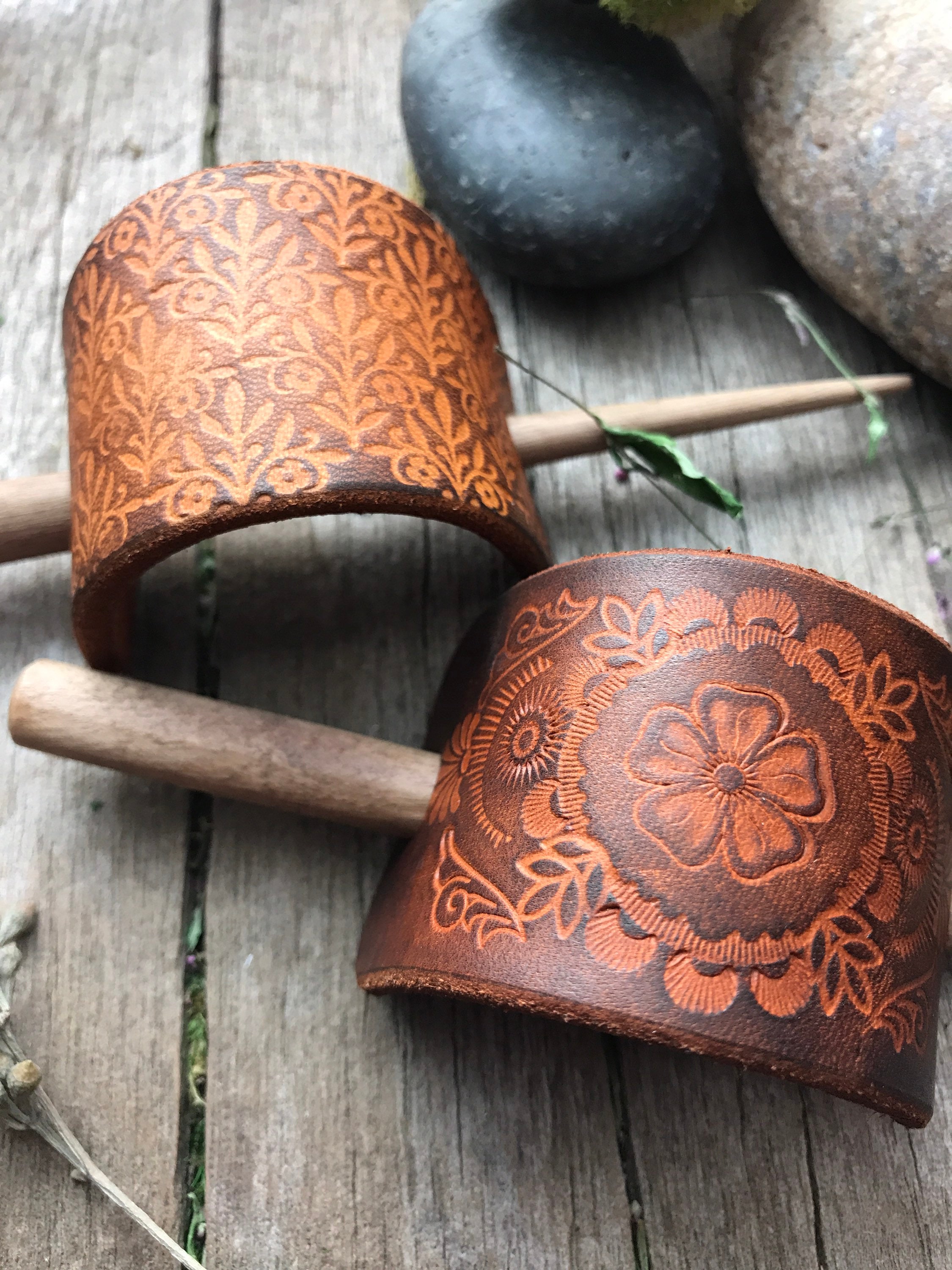 GENUINE LEATHER SLIDE BARRETTES 2 LARGE HAND TOOLED Hand Tooled Western Leather Hair Slide Barrette main image 2