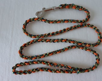 4ft (122cm) Medium Weight Paracord Dog Leash