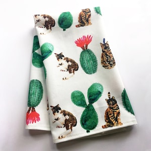 Cat Tea Towel -ARIZONA-  Cat kitchen towel with Cats and Cacti print Dishtowel Dishcloths Calico tea towel Cat lover gift