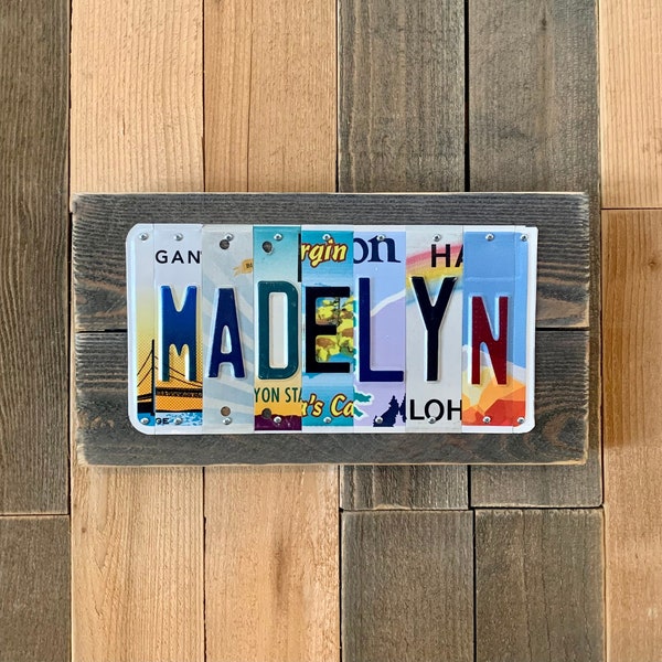 Birthday Gift Idea for Teenage Girl, Teen Niece, God Daughter / Custom New Driver Gift / Personalized License Plate Sign Gift for Her