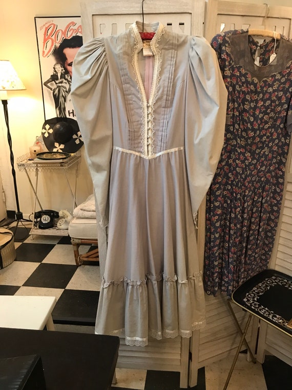 Vintage ‘70s Gunne Sax prairie princess dress