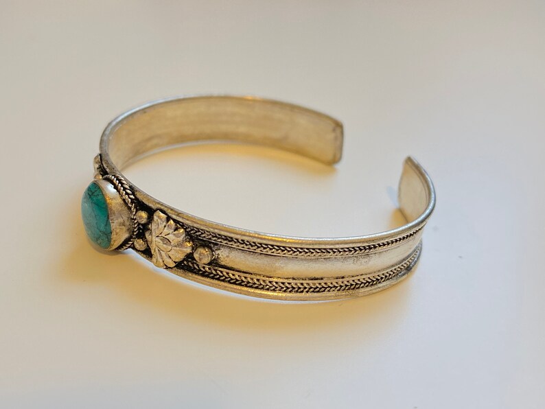 Inlay Stone Bracelet main image 1