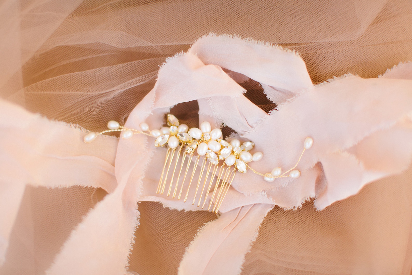Pearl Gold Hair Comb Pink Pearl Hair Comb Freshwater Pearl Etsy